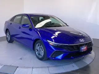 Hyundai ELANTRA 2024 SEL 4p Sedan