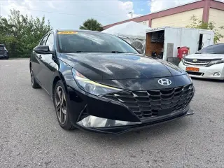 Hyundai ELANTRA 2022 SEL 4p Sedan