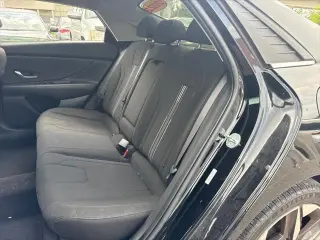 Hyundai ELANTRA 2022 SEL 4p Sedan