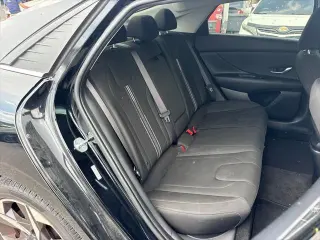 Hyundai ELANTRA 2022 SEL 4p Sedan