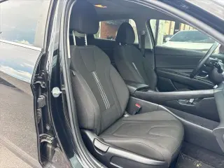 Hyundai ELANTRA 2022 SEL 4p Sedan