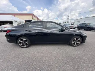 Hyundai ELANTRA 2022 SEL 4p Sedan