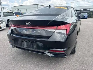 Hyundai ELANTRA 2022 SEL 4p Sedan