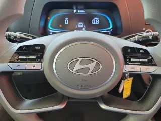 Hyundai ELANTRA 2025 SE 4p Sedan