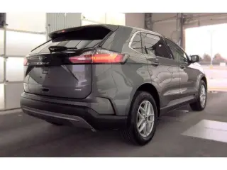 Ford Edge 2023 con tracción en las cuatro ruedas, versión SEL, crossover de 4 puertas