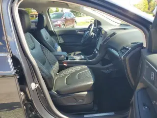 Ford Edge 2023 AWD Titanium 4dr Crossover