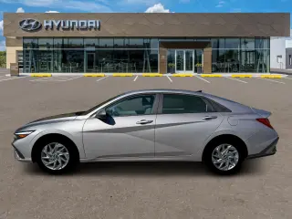 Hyundai ELANTRA Híbrido 2026 Azul 4p Sedan