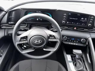 Hyundai ELANTRA Hybrid 2026 Azul Sedán 4 puertas