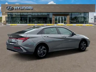 Hyundai ELANTRA 2026 SEL Sport 4p Sedan
