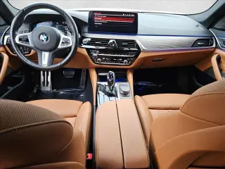 BMW Serie 5 2023 540i 4dr Sedán