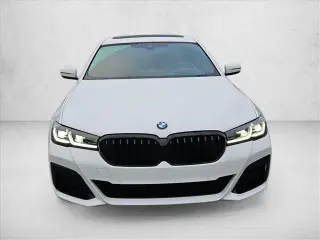 BMW Serie 5 2023 540i 4dr Sedán