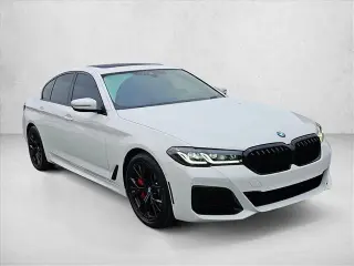 BMW Serie 5 2023 540i 4dr Sedán