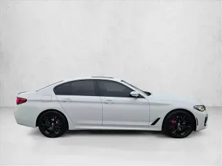BMW Serie 5 2023 540i 4dr Sedán