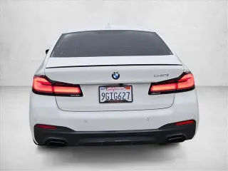 BMW Serie 5 2023 540i 4dr Sedán