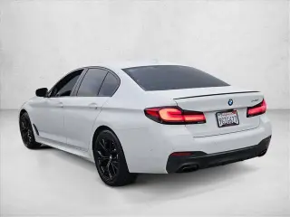 BMW Serie 5 2023 540i 4dr Sedán