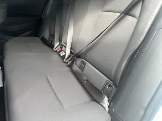 Toyota Corolla Híbrido 2026 LE 4dr Sedán