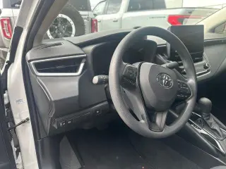 Toyota Corolla Híbrido 2026 LE 4dr Sedán