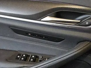 BMW Serie 5 2023 530i 4dr Sedán