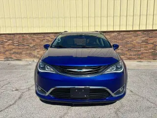 Chrysler Pacifica Hybrid 2018 Touring L Mini-Van 4puertas
