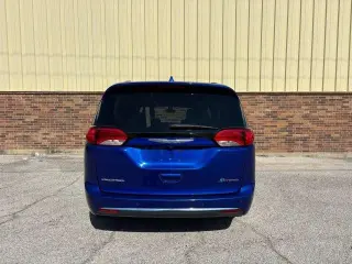 Chrysler Pacifica Hybrid 2018 Touring L Mini-Van 4puertas