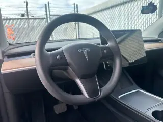 Tesla Model Y 2022 tracción en todas las ruedas Long Range 4p Crossover