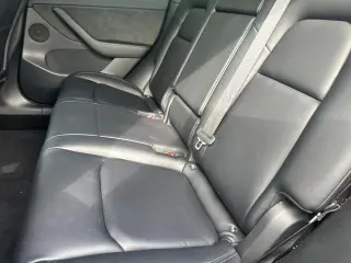 Tesla Model Y 2022 tracción en todas las ruedas Long Range 4p Crossover
