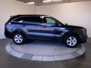 Kia Sorento 2026 LX 4dr SUV