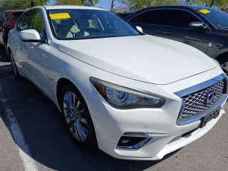 INFINITI Q50 2020 3.0T Pure Sedán 4 puertas