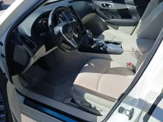 INFINITI Q50 2020 3.0T Pure Sedán 4 puertas