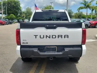 Toyota Tundra 2025 4x4 SR 4dr CrewMax Cab Pickup SB