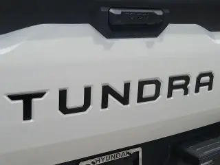 Toyota Tundra 2025 4x4 SR 4dr CrewMax Cab Pickup SB