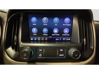 GMC Canyon 2022 4x4 Denali 4dr Crew Cab 5 ft. SB