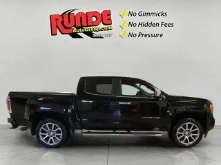 GMC Canyon 2022 4x4 Denali 4dr Crew Cab 5 ft. SB