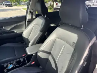Hyundai KONA 2024 Limited 4dr Crossover