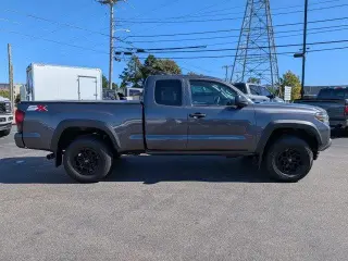 Toyota Tacoma 2021 4x4 TRD Todo Terreno 4p Camioneta de Acceso 6.1 ft PB