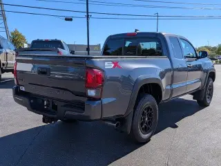Toyota Tacoma 2021 4x4 TRD Todo Terreno 4p Camioneta de Acceso 6.1 ft PB