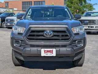 Toyota Tacoma 2021 4x4 TRD Todo Terreno 4p Camioneta de Acceso 6.1 ft PB