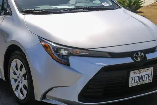 Toyota Corolla 2025 LE 4p Sedan