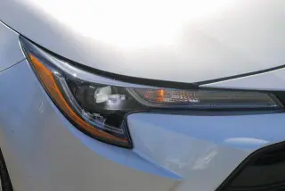 Toyota Corolla 2025 LE 4p Sedan