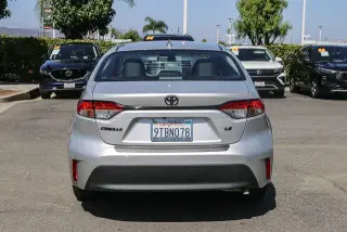 Toyota Corolla 2025 LE 4p Sedan