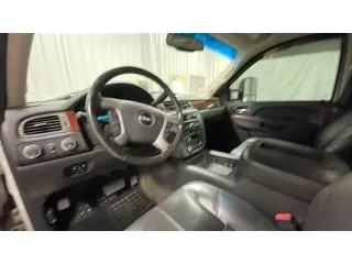 GMC Sierra 2500HD 2014 4x4 SLT 4dr Crew Cab LB