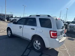 Ford Escape 2010 XLT 4dr SUV