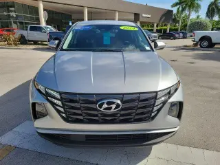 Hyundai TUCSON 2024 SE 4p SUV
