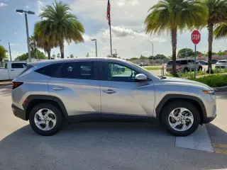 Hyundai TUCSON 2024 SE 4p SUV