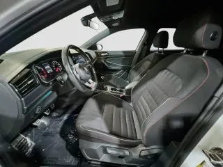 Volkswagen Jetta 2019 GLI S 4dr Sedan 6M