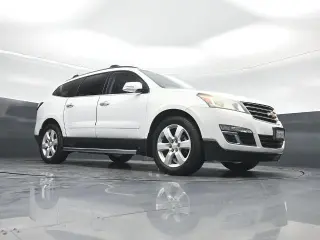 Chevrolet Traverse 2017 LT 4dr SUV con 1LT