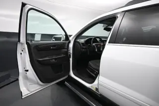 Chevrolet Traverse 2017 LT 4dr SUV con 1LT