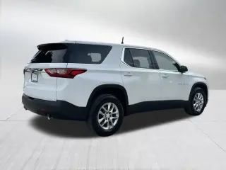 Chevrolet Traverse 2021 LS 4dr SUV w/1LS