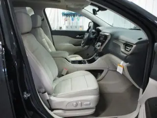 GMC Acadia 2023 4x4 Denali 4dr SUV