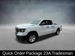 Ram 1500 2023 4x2 Tradesman 4p Cubo Cuadrado Quad 6.4 ft. SB Pickup